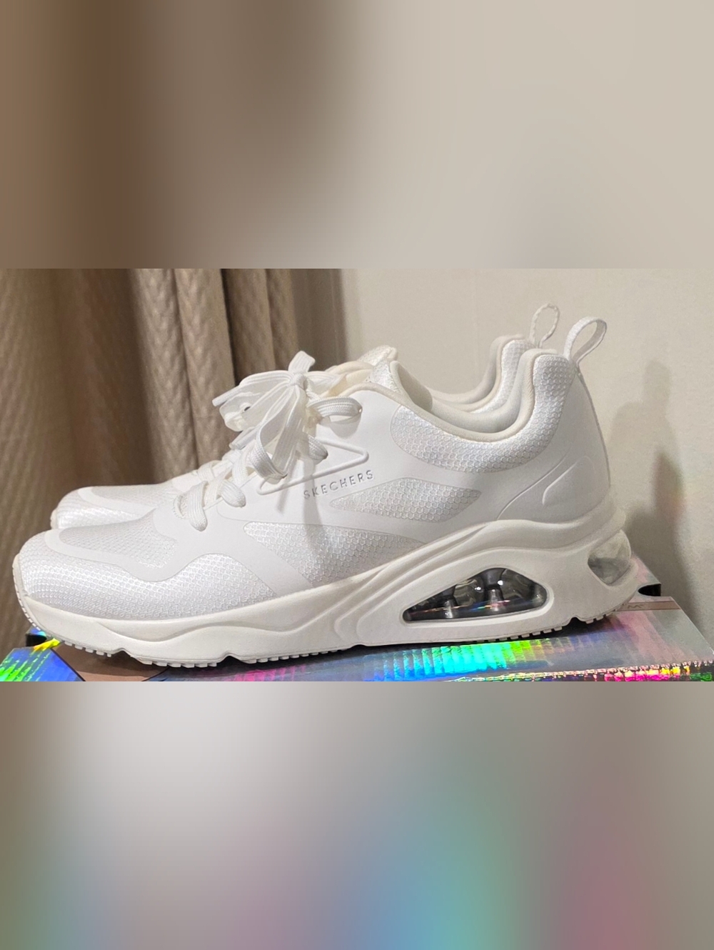 Skechers White Women's Sneakers - Picture 4 of 4